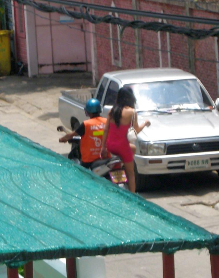 25P Bangkok Ladyboy Nina