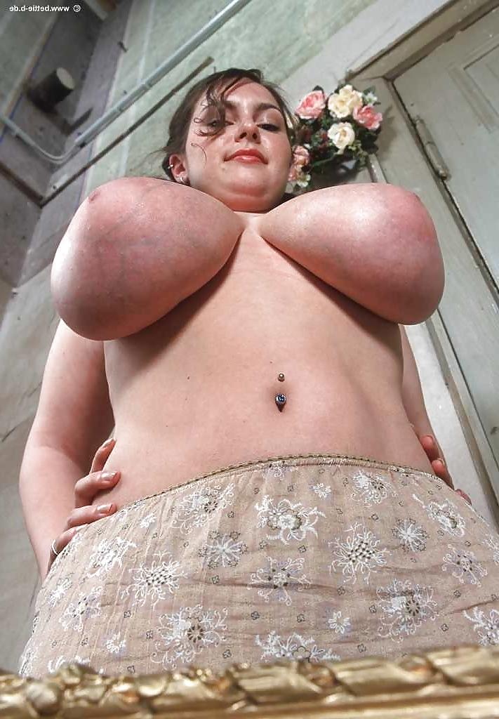 25P Puffy nipples,big areolas...
