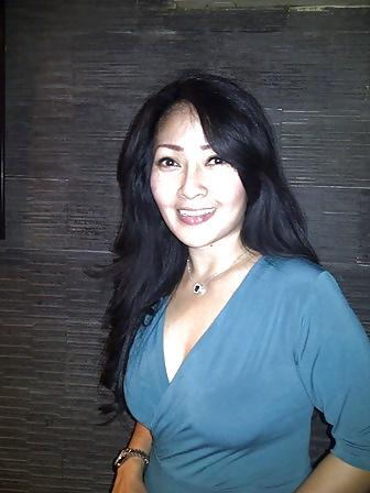 8P Sexy Asian wife May