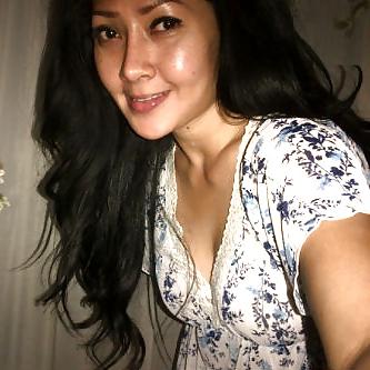 8P Sexy Asian wife May