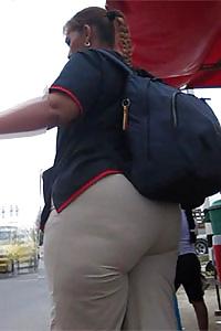 25P Big butt candid 2 