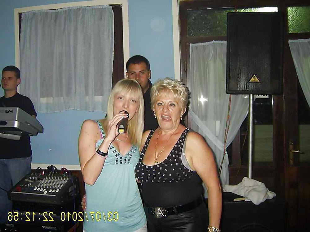 25P Sexy Granny Slut
