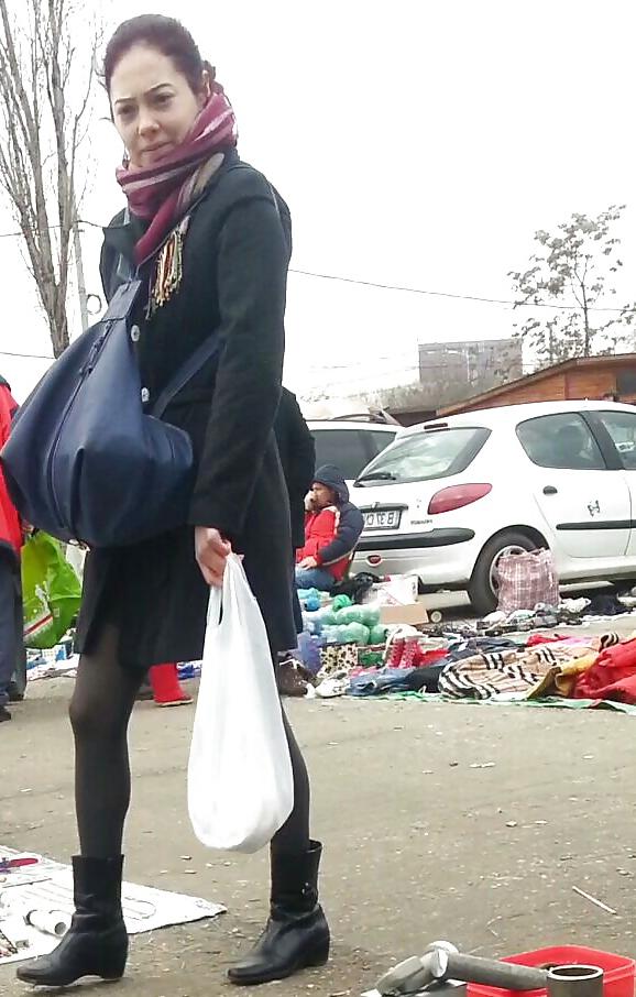 25P Romanian feet 