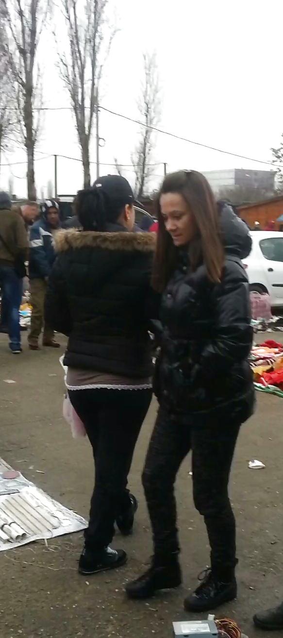 25P Romanian feet 