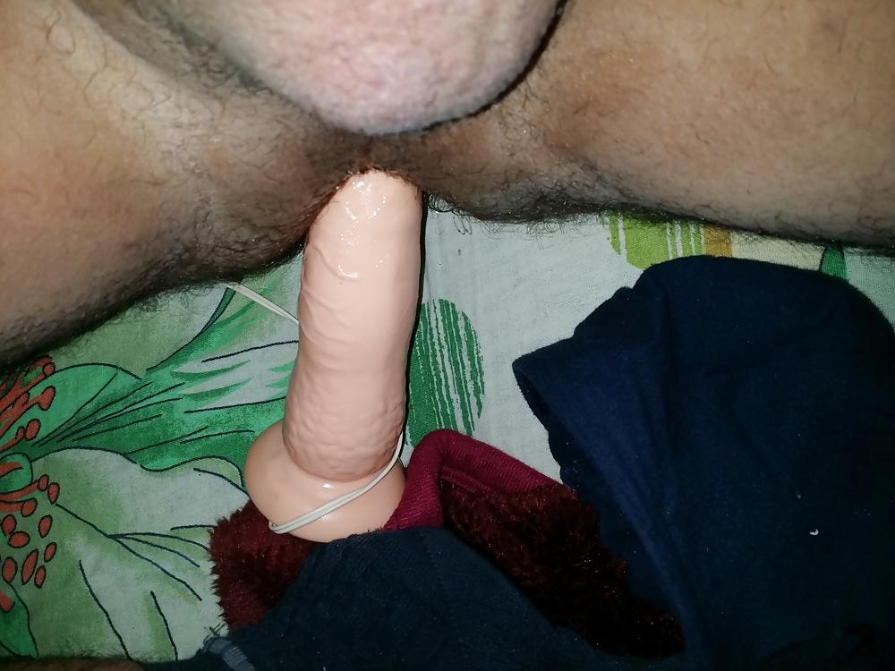 8P Eu cu un vibrator ma joc 