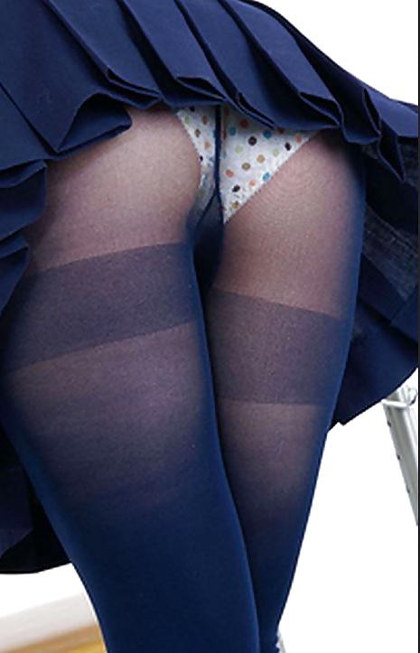 7P Teens in tights 