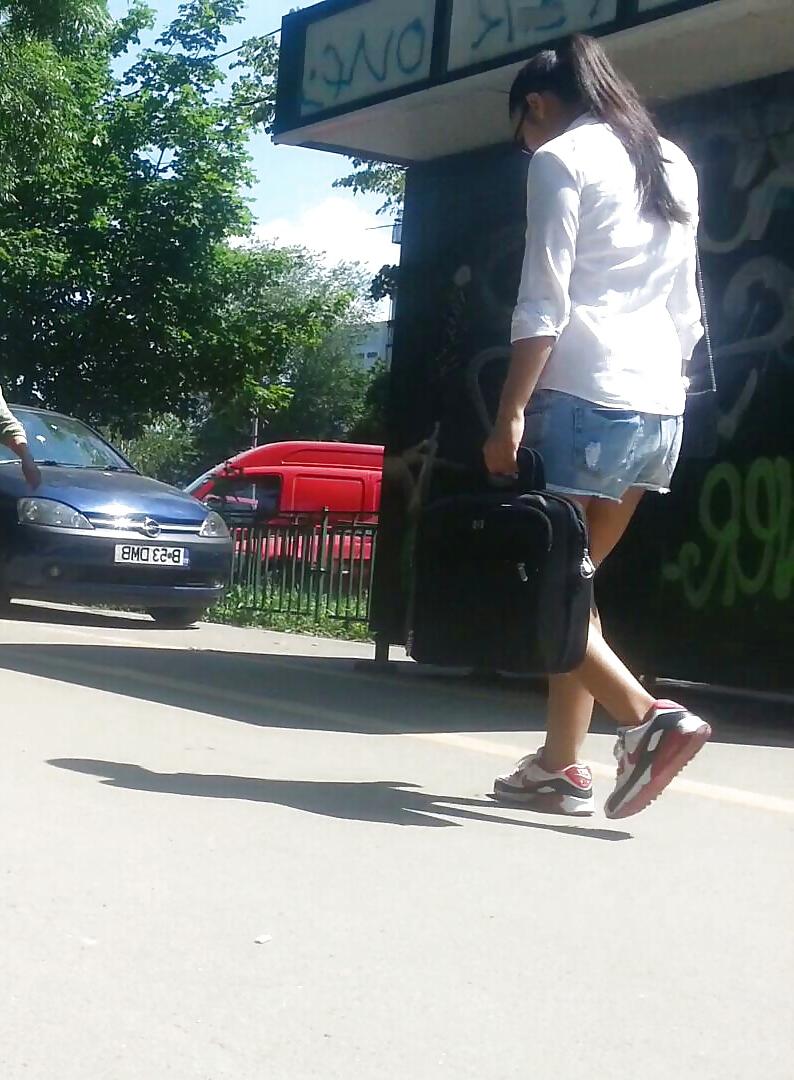 18P Sexy ass street romanian