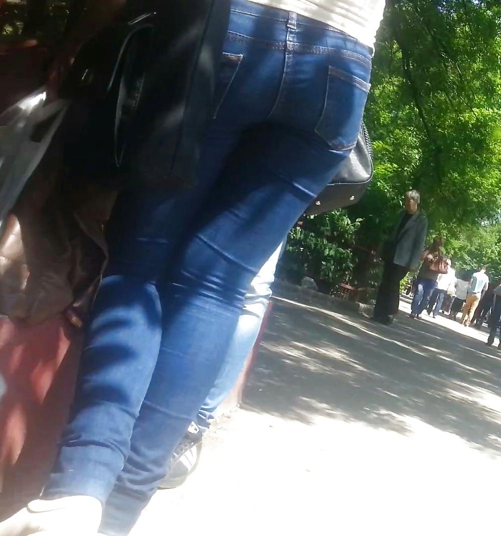 18P Sexy ass street romanian