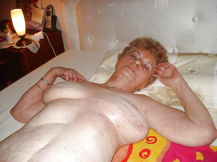 14P Grandma Is Still Sexy