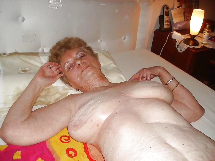 14P Grandma Is Still Sexy