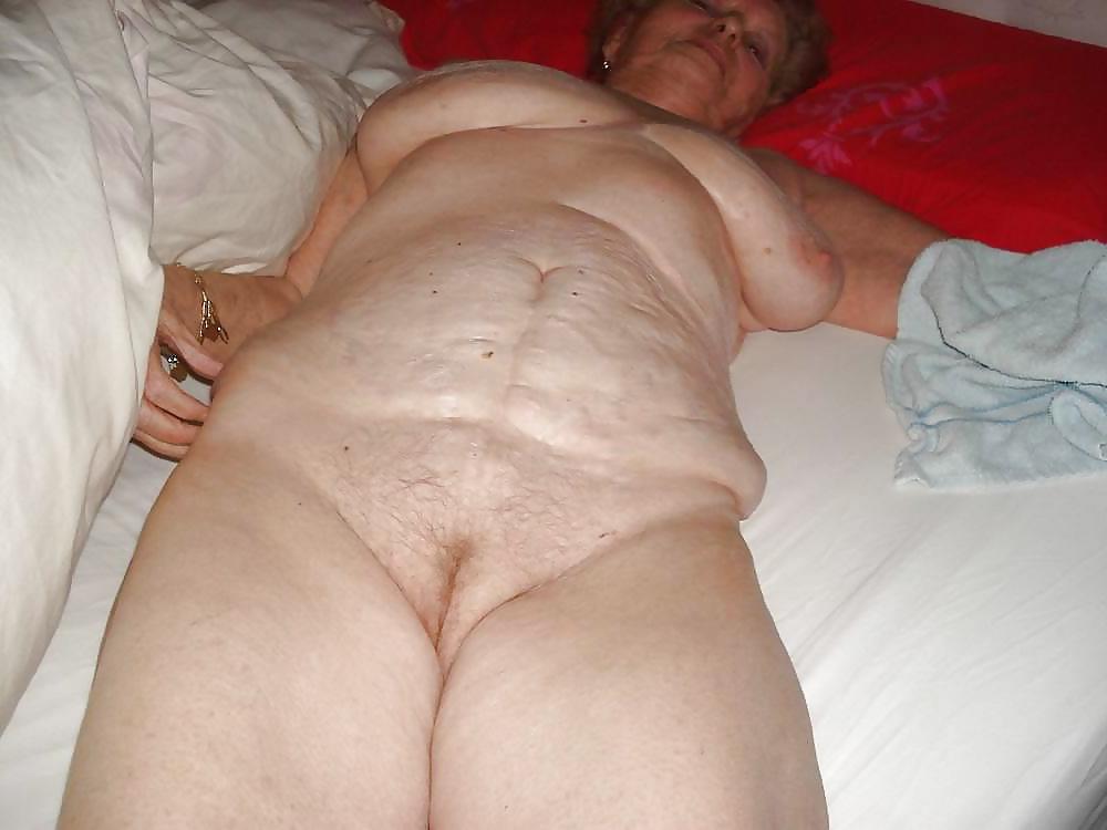 14P Grandma Is Still Sexy