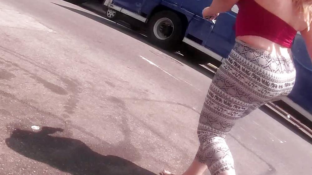 25P Latina Milf Mega Bubblebutts