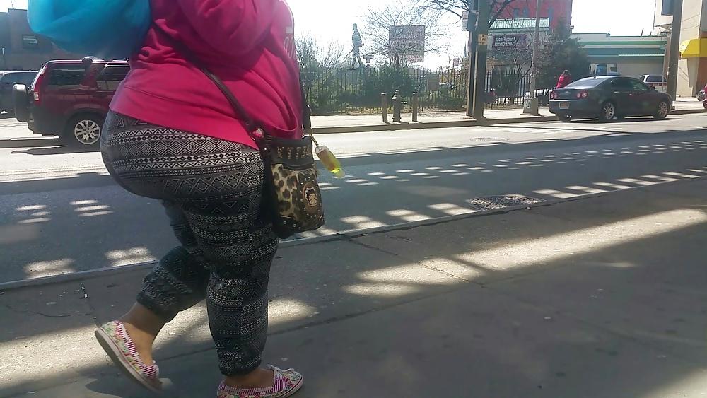 25P Latina Milf Mega Bubblebutts