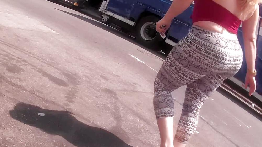 25P Latina Milf Mega Bubblebutts