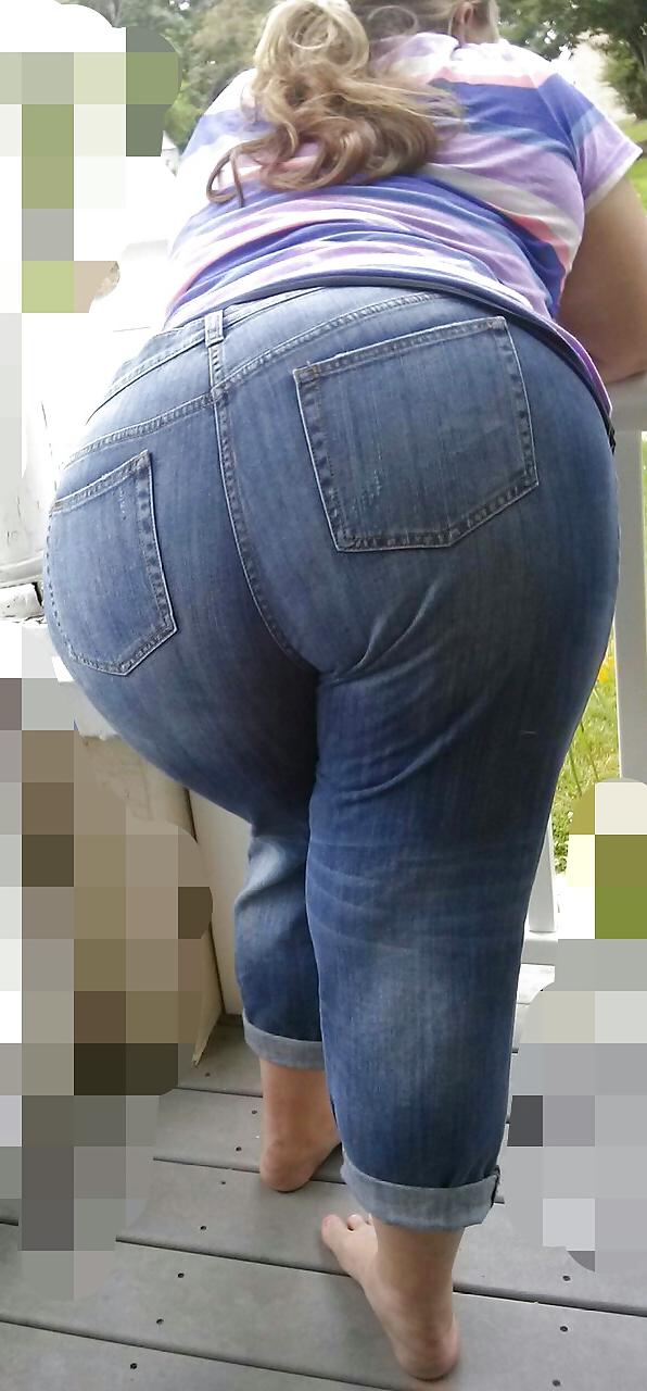6P Pawg showing off 