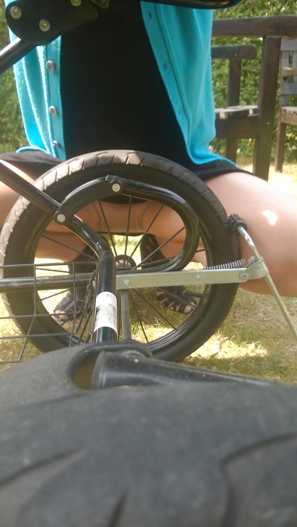 14P Upskirt, no panties