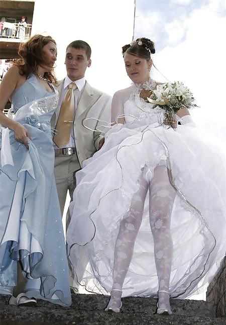 25P Bridal voyeur