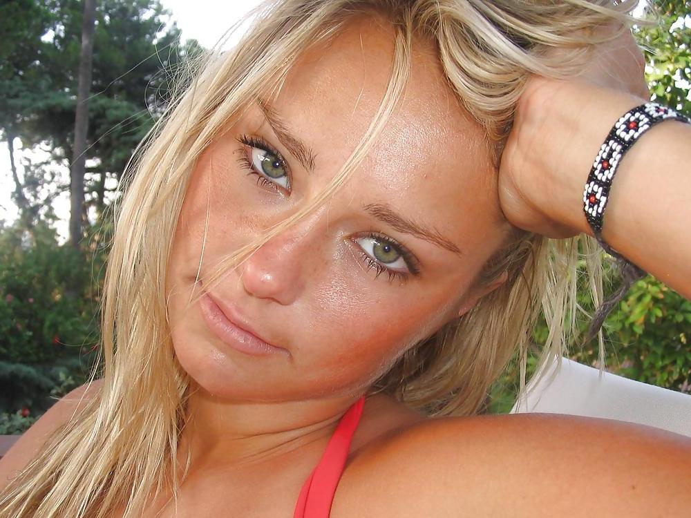 15P Nice (non nude) girls 32