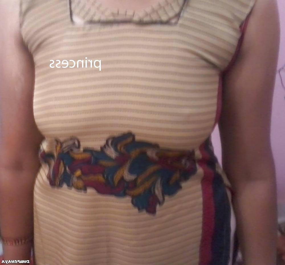 8P HOT TAMIL LADY VINAYAA 5