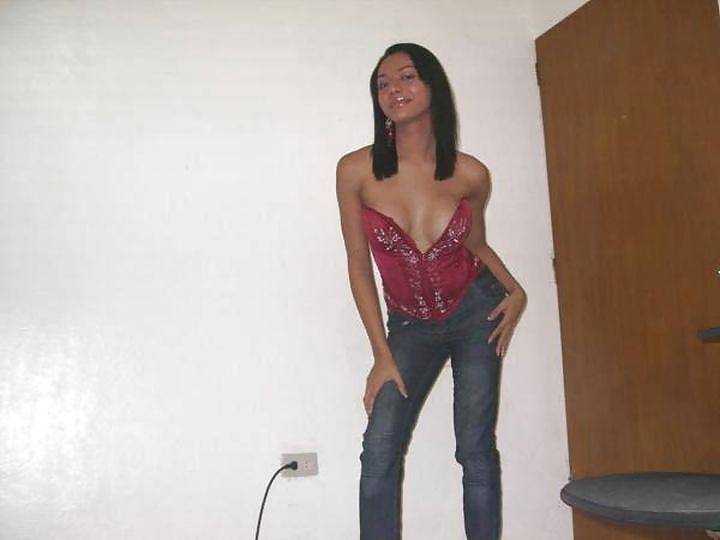 25P Filipino Ladyboy Fiona from Cebu Island