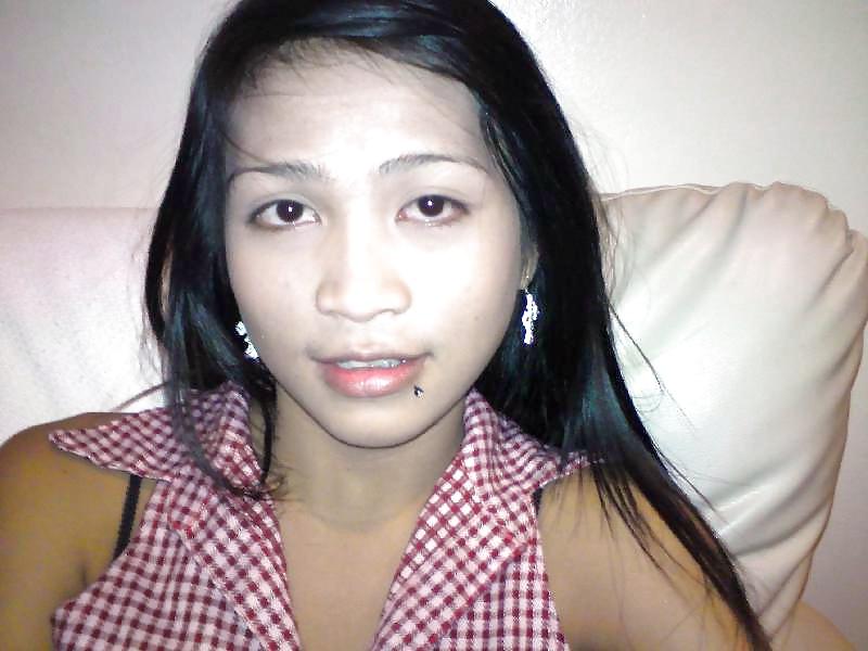 25P Phuket Ladyboy Sonya