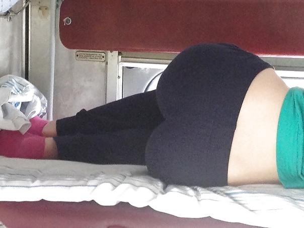 25P Amateur young ass