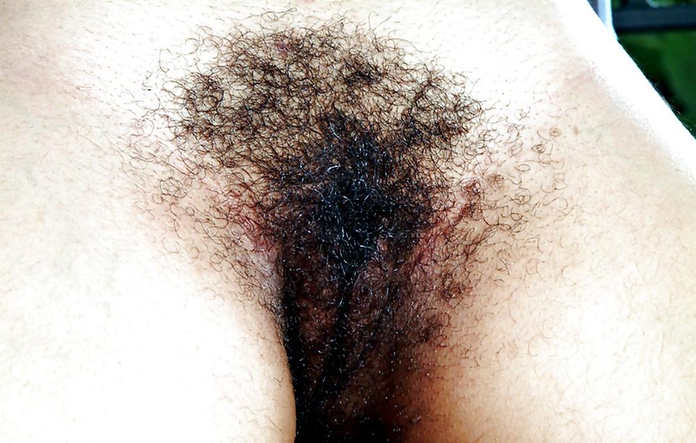 10P Pretty Ebony TeeN With Nice Bush