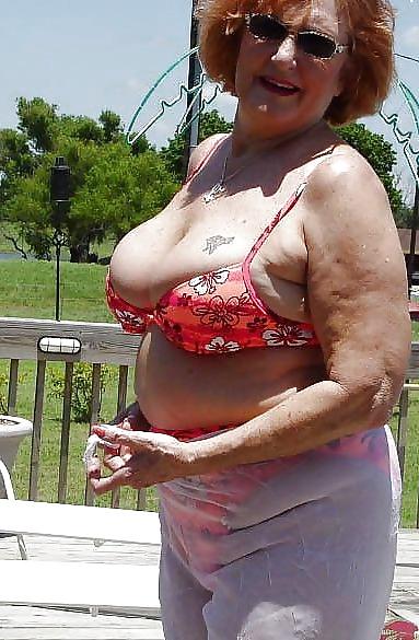 25P Summer Granny