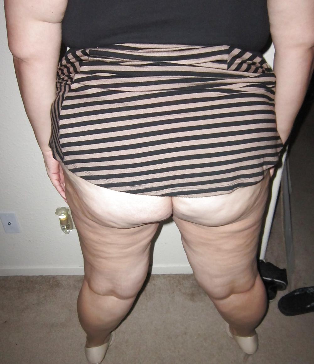 8P BBW Upskirt Fun
