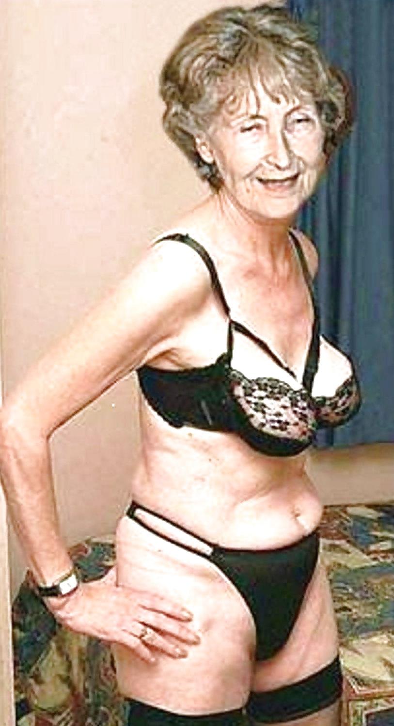 25P Grab a granny 145