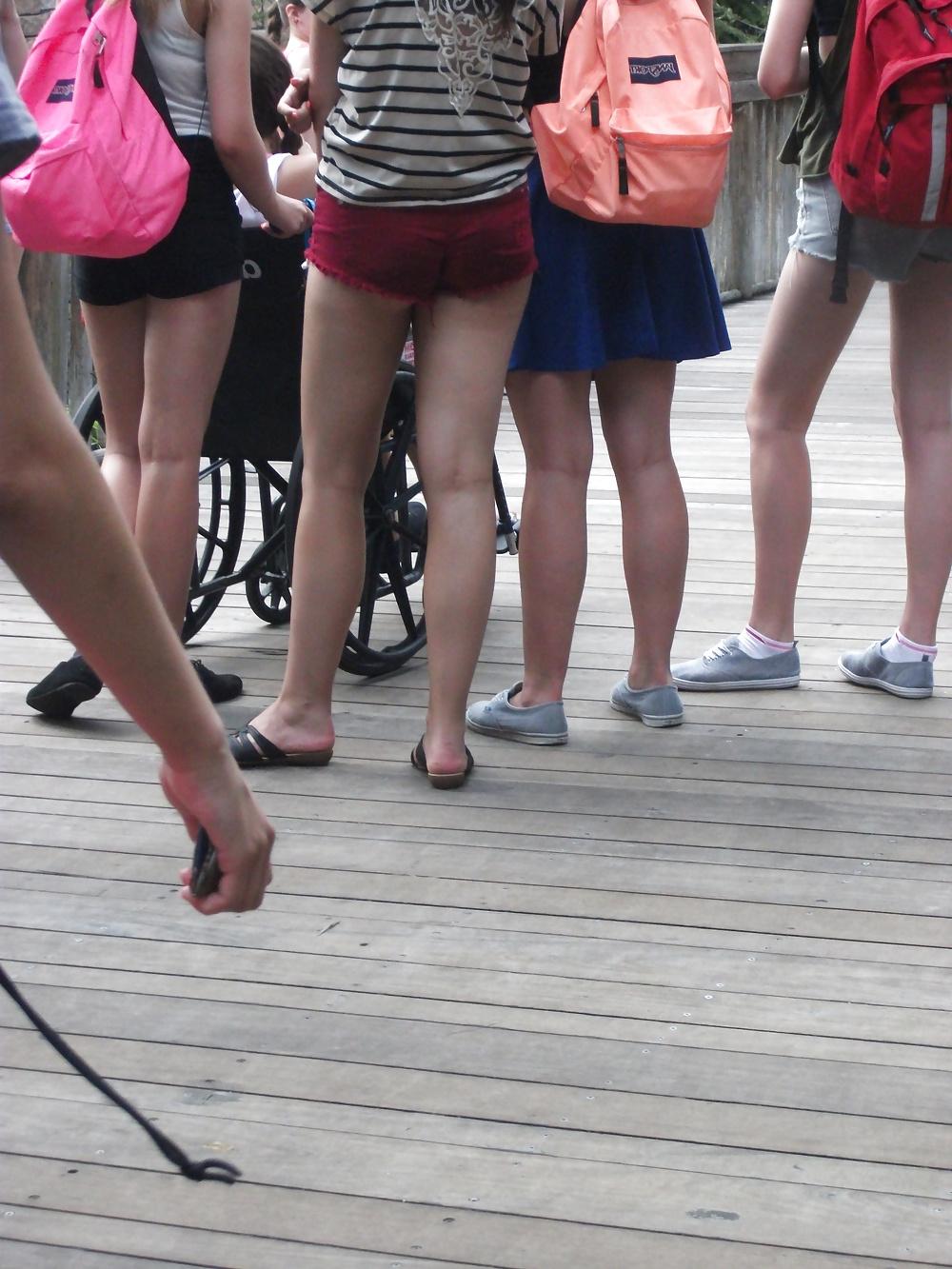 10P Non-nude - voyeur water park and theme parks