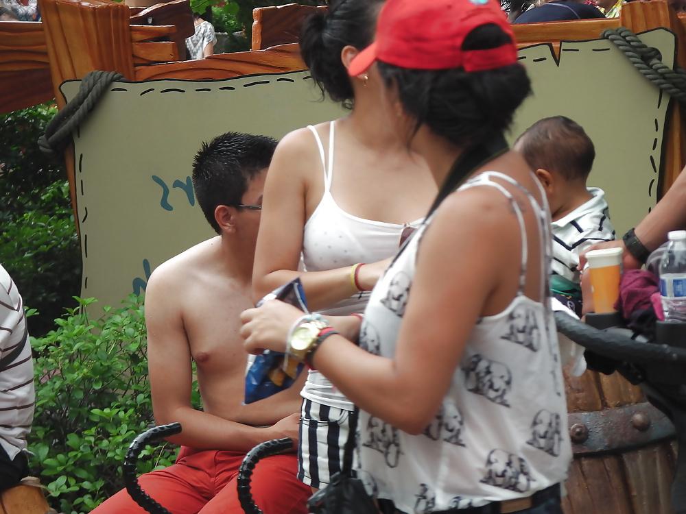 10P Non-nude - voyeur water park and theme parks