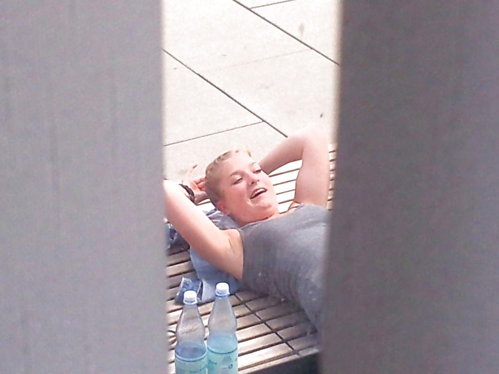 7P Hot NonNude Teen