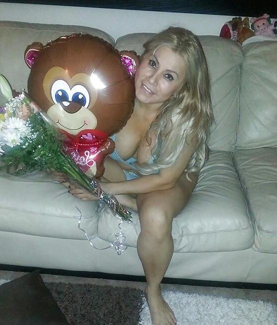 16P Facebook friends  (milf!)