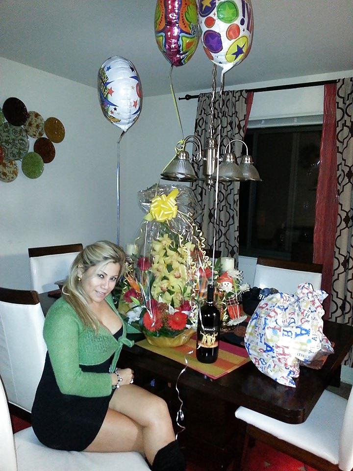 16P Facebook friends  (milf!)