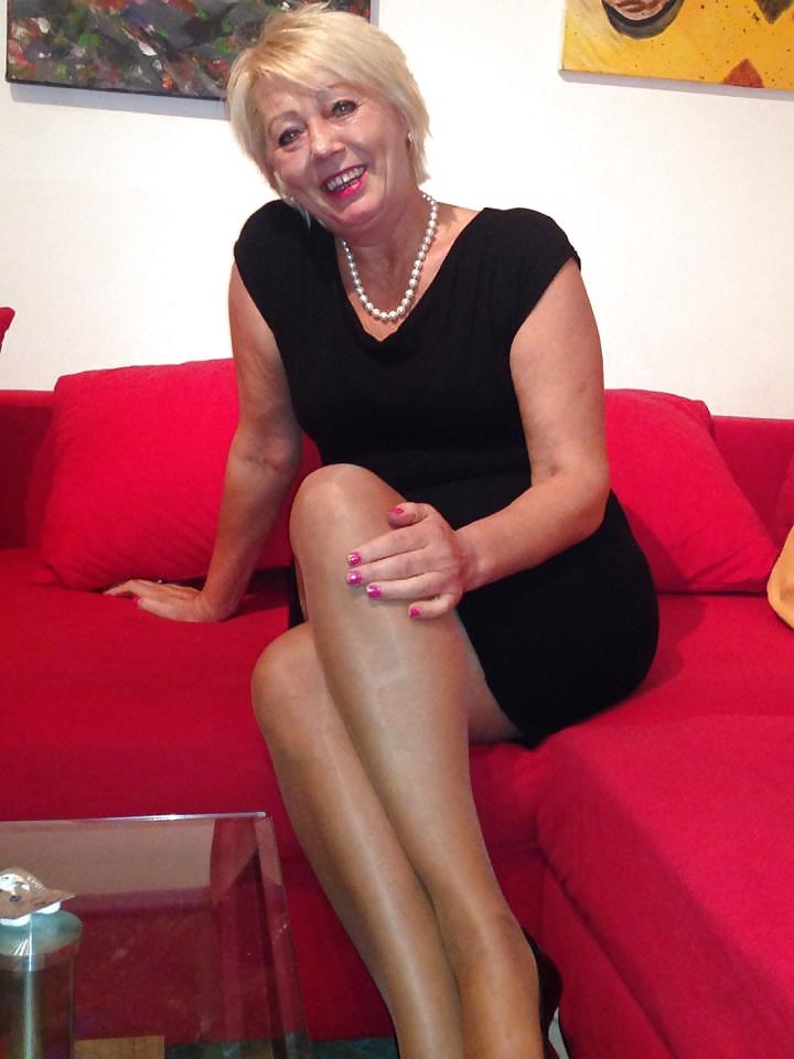 17P Kaya - Mature Blonde Lady