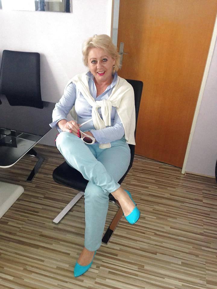 17P Kaya - Mature Blonde Lady