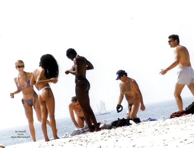 25P Black Girls at the Beach: Nudists and Exhibitionists