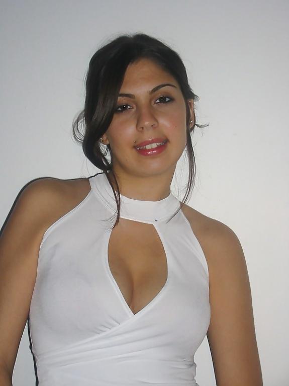 25P Amat Non Nude 01 - Caterine (Please Comment)