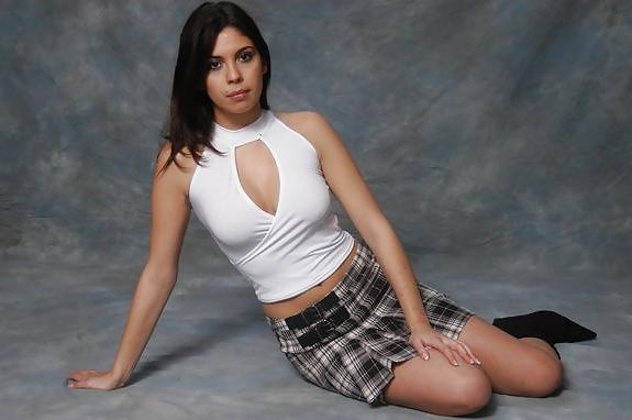 25P Amat Non Nude 01 - Caterine (Please Comment)