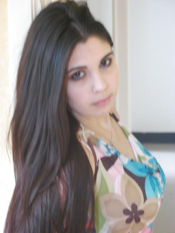 25P Amat Non Nude 01 - Caterine (Please Comment)