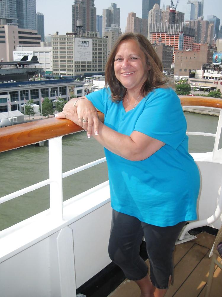 25P Bermuda cruise vacation