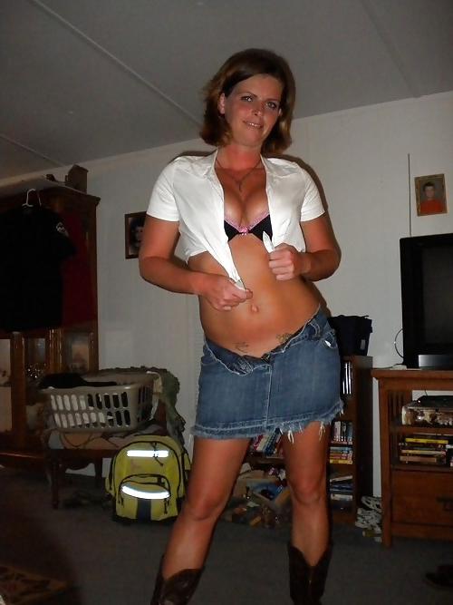 25P Dressed undressed, clothed unclothed matures and girls
