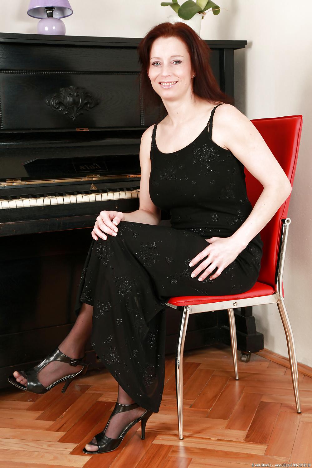 20P Carol non nude