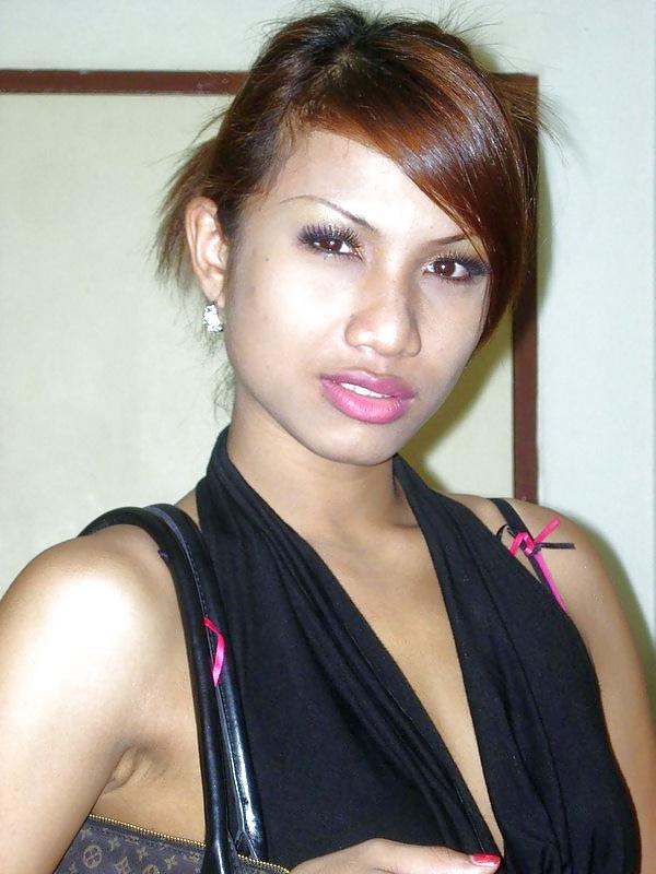 25P Pattaya Ladyboy Nana aka Pookie (non nude pics)