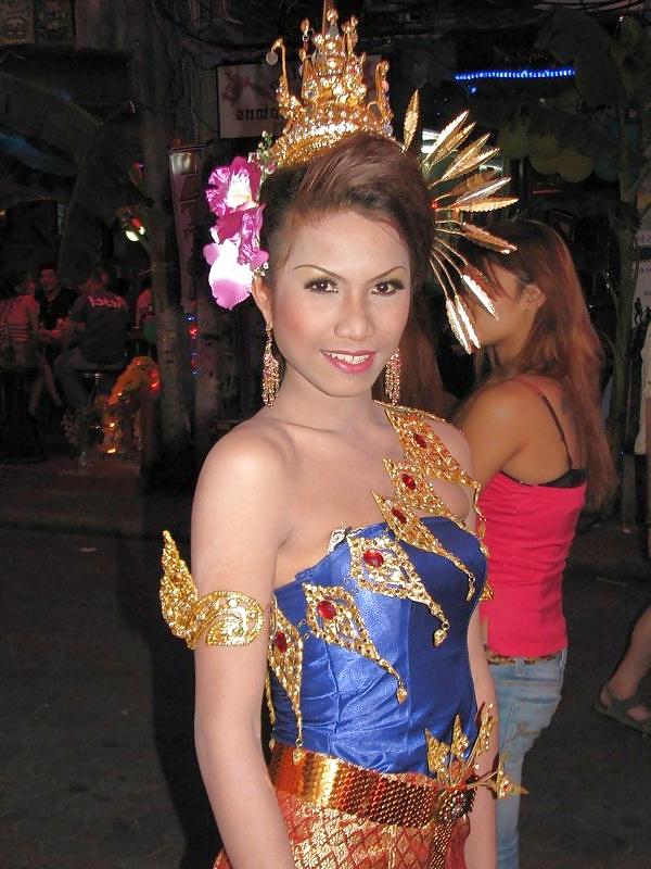 25P Pattaya Ladyboy Nana aka Pookie (non nude pics)