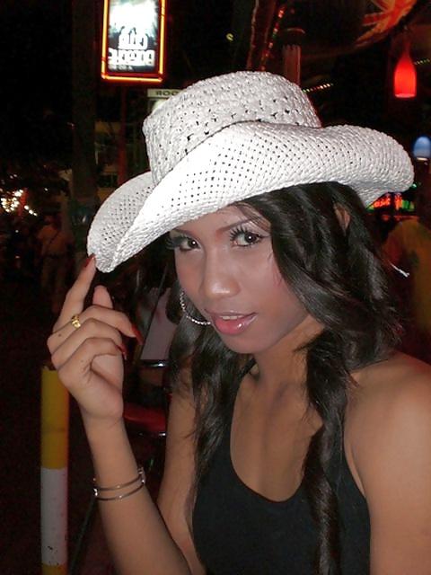 25P Pattaya Ladyboy Nana aka Pookie (non nude pics)