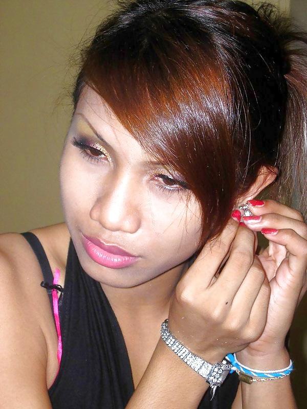 25P Pattaya Ladyboy Nana aka Pookie (non nude pics)