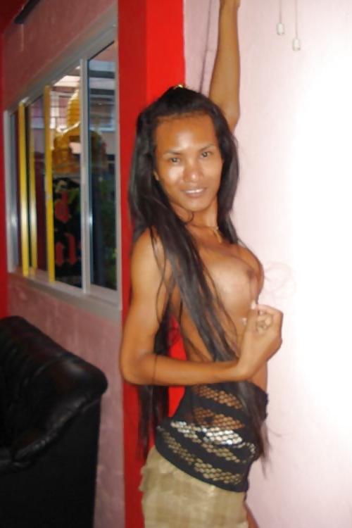 24P Pattaya Ladyboy Tatar