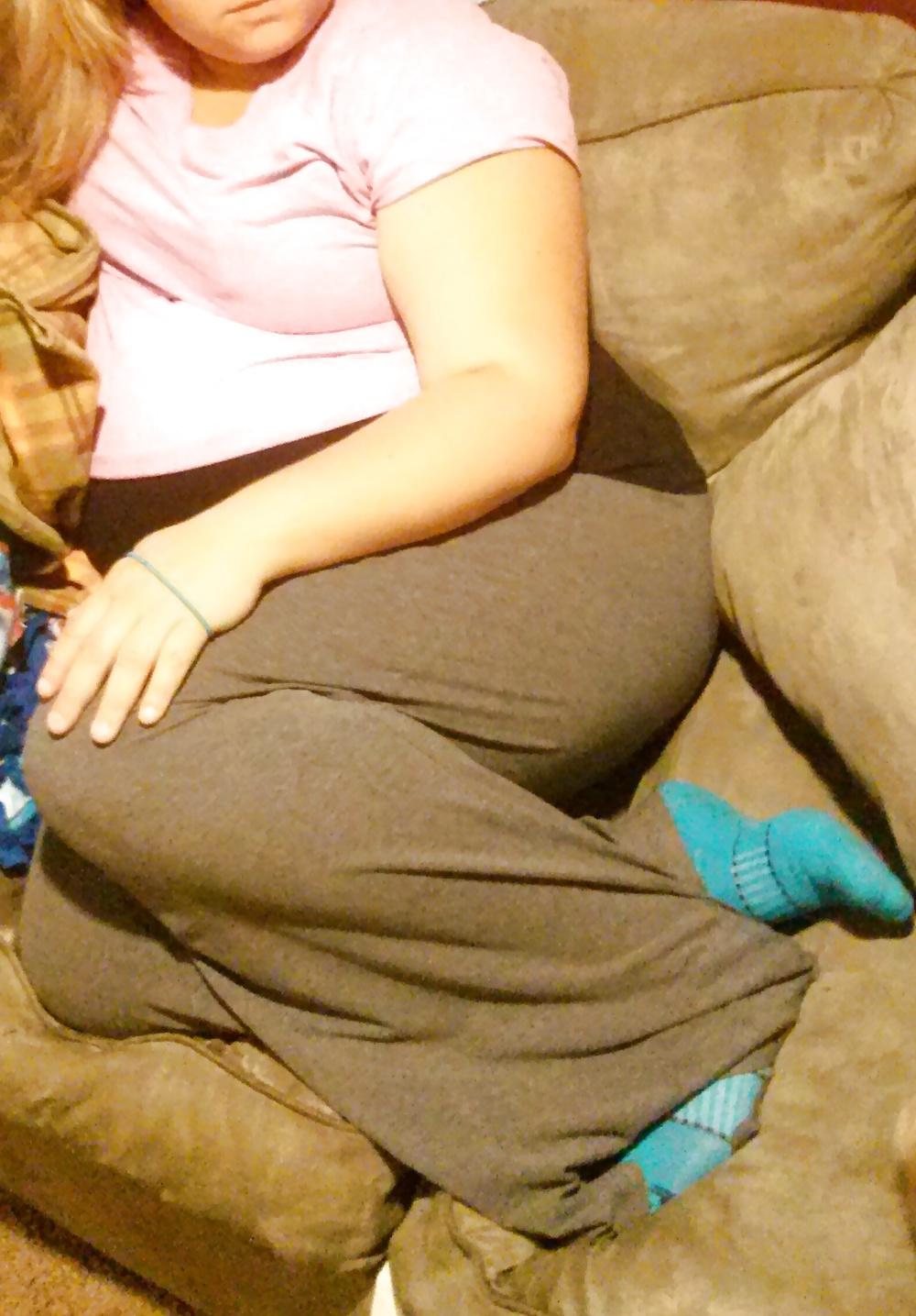 18P Bbw in tight pants